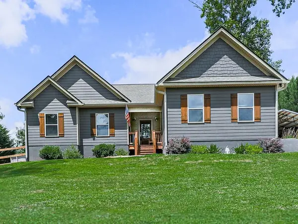 119 Meadow Circle, Ellijay, GA 30540