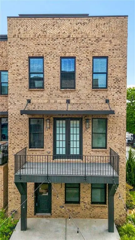 1060 Robert Smalls Way, Atlanta, GA 30318