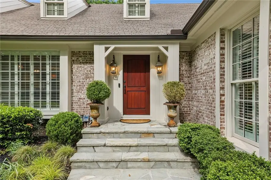 5240 Kenbrook Way, Sandy Springs, GA 30327 - #2