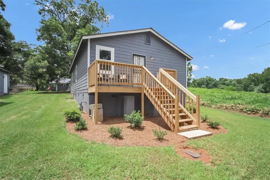 242 Jackson Street, Barnesville, GA 30204 - #2
