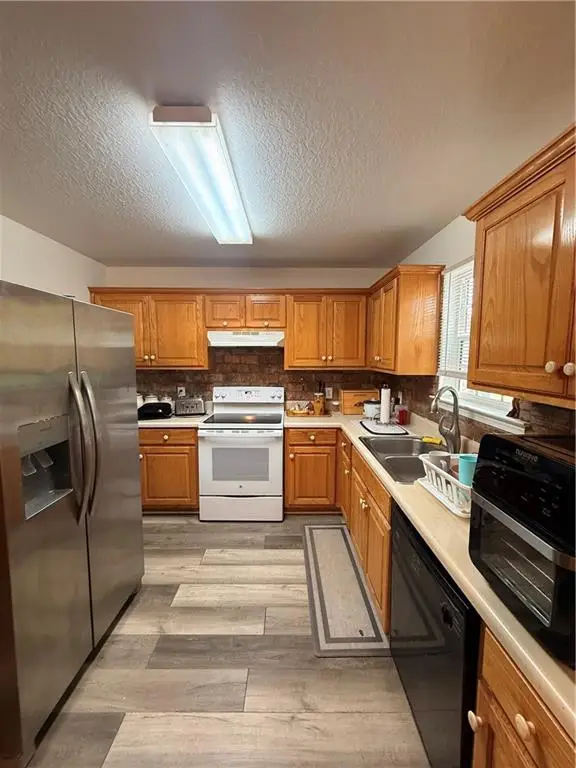 305 Townview Drive, Cleveland, GA 30528 - #2