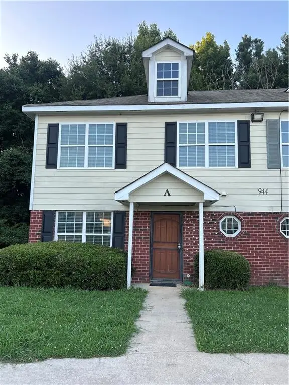 944 Old Mill Point #A, Monroe, GA 30655
