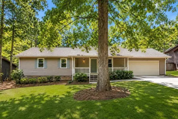 528 Knollwood Drive, Stockbridge, GA 30281