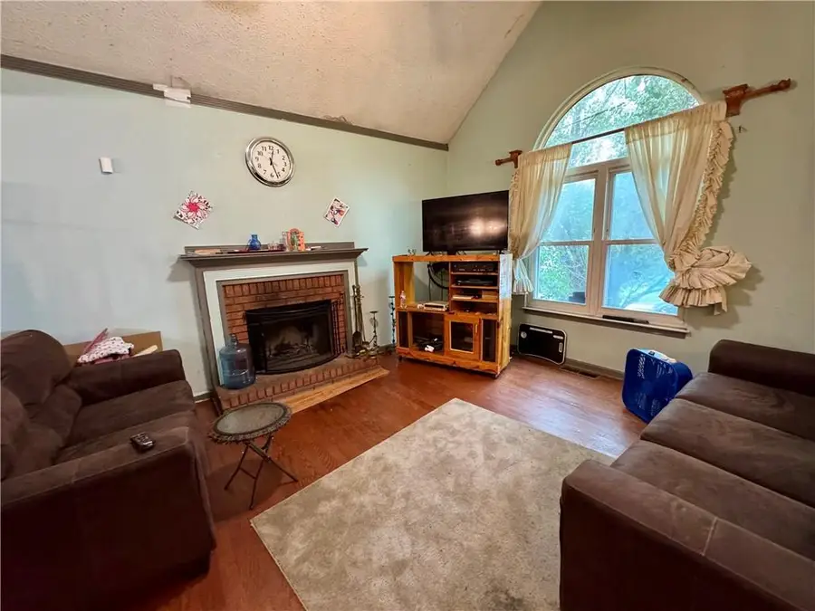 108 Thornwood Drive, Cartersville, GA 30121 - #3