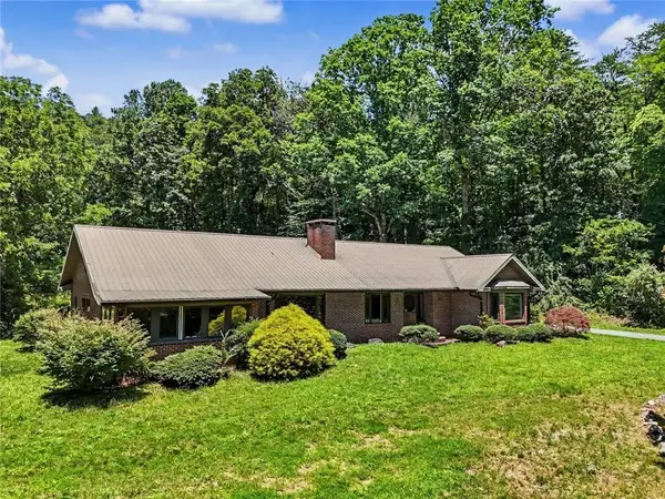 1624 Bettys Creek, Rabun Gap, GA 30568