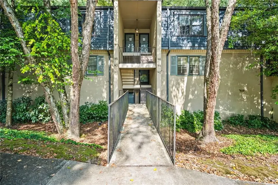 141 Amherst Place Nw, Atlanta, GA 30327 - #3