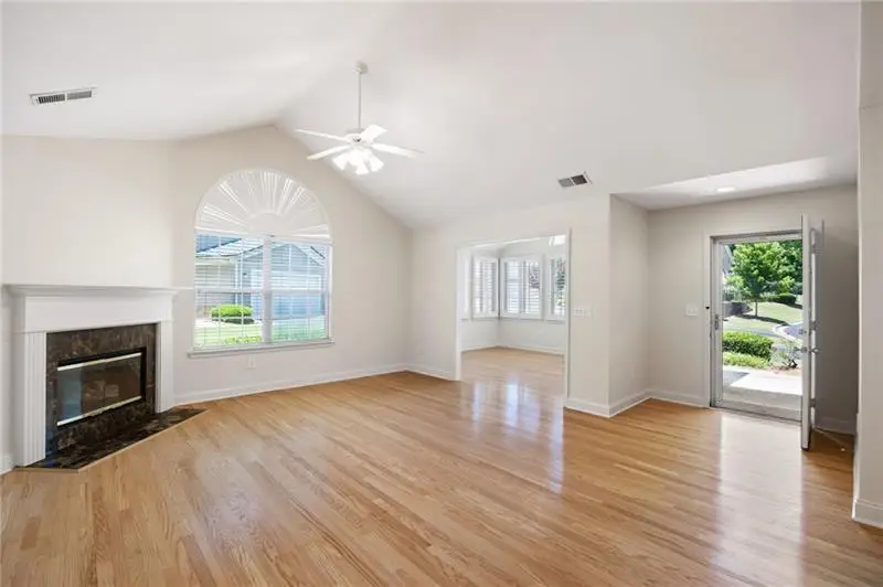 5276 Stone Village Circle #8, Kennesaw, GA 30152 - #2