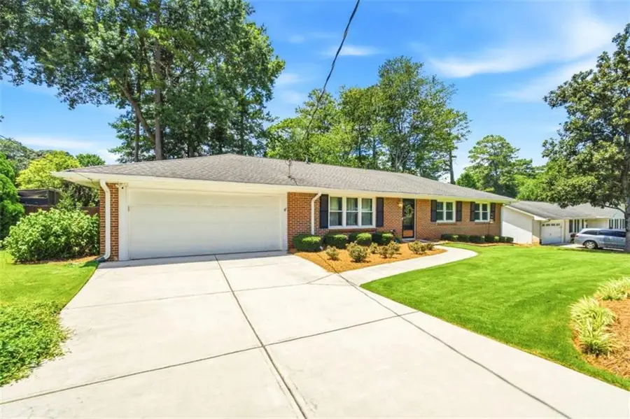 734 Huntington Place, Marietta, GA 30067 - #2