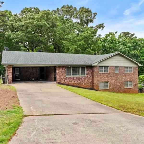 4433 Lake Forest Drive, Oakwood, GA 30566