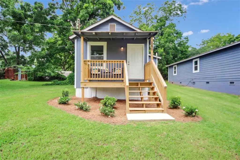 240 Jackson Street, Barnesville, GA 30204 - #1