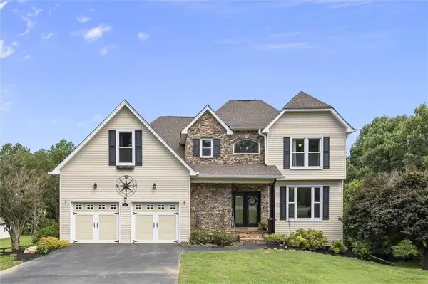 15 Hyalite Road E, Dahlonega, GA 30533