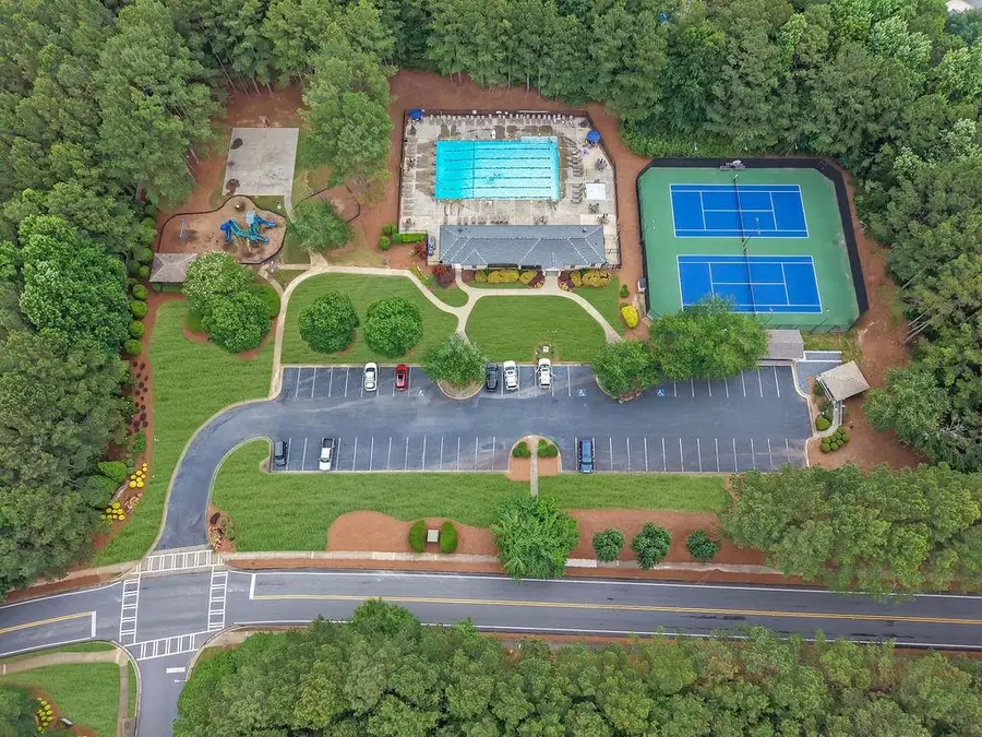 8011 Huntcliff Road, Woodstock, GA 30189 - #2