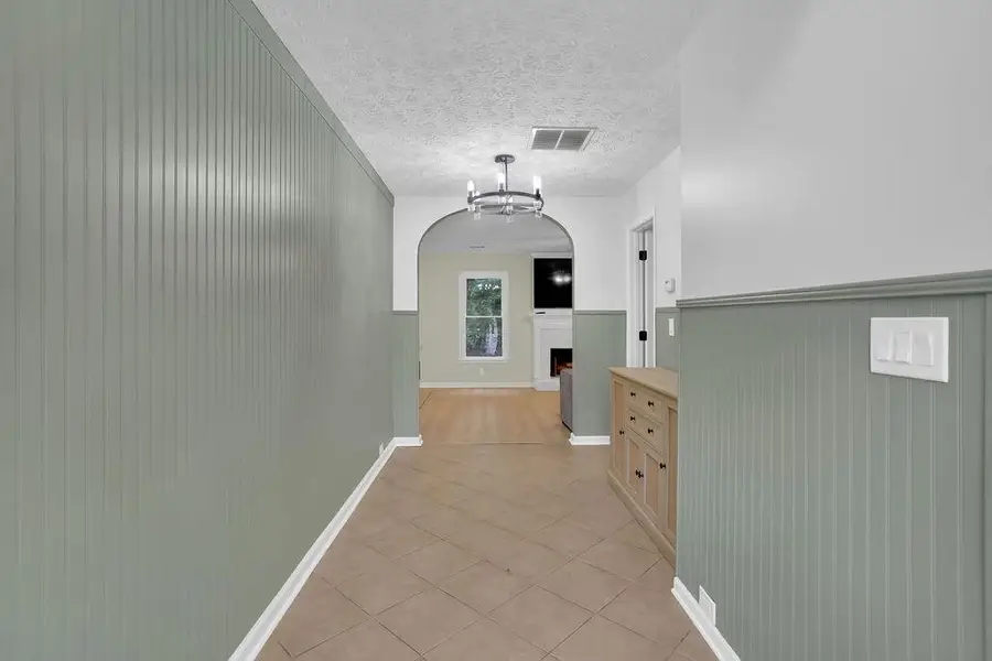 8011 Huntcliff Road, Woodstock, GA 30189 - #3