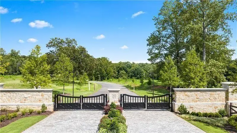 2053 Magnolia Lane, Milton, GA 30004 - #2