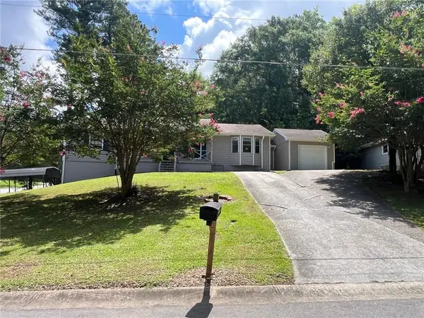 2574 Holly Berry Trail, Snellville, GA 30039