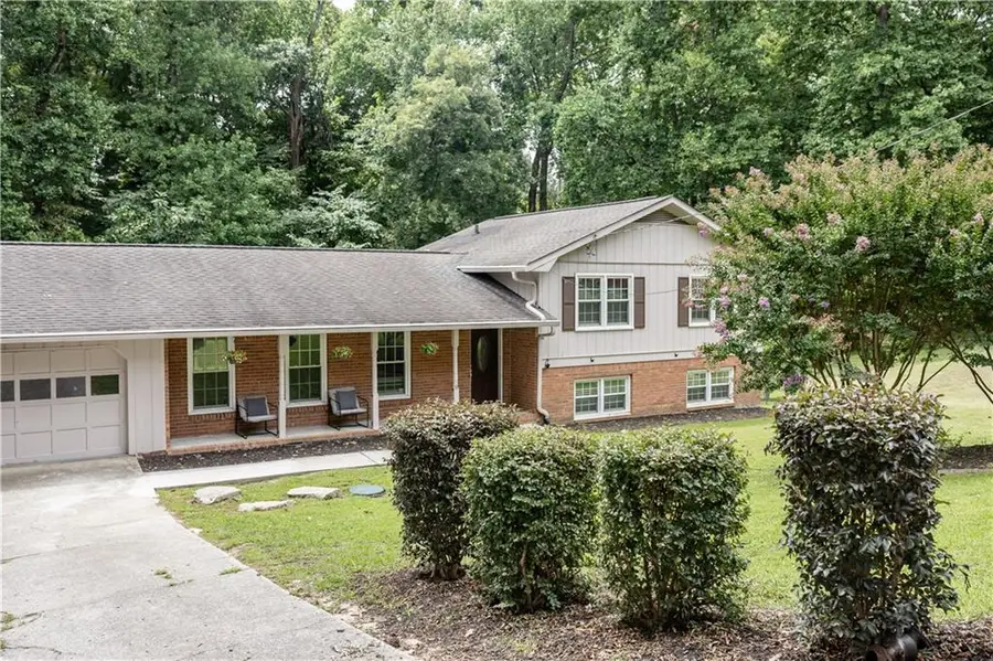 5382 Rockwood Ct., Stone Mountain, GA 30087 - #3