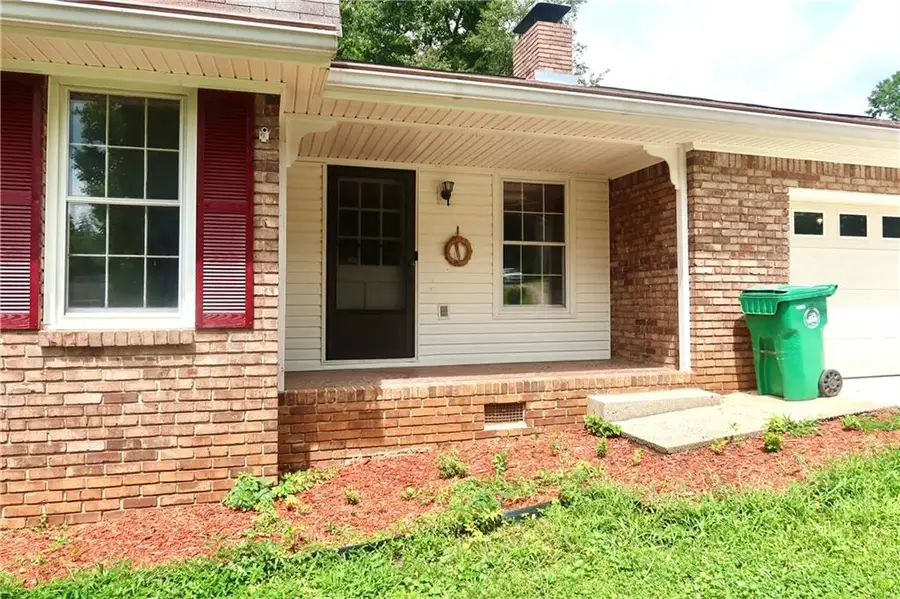4213 Autumn Hill Drive, Stone Mountain, GA 30083 - #3