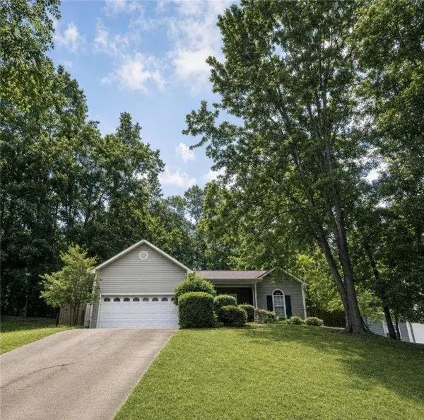 5823 N Cove Road, Gainesville, GA 30504