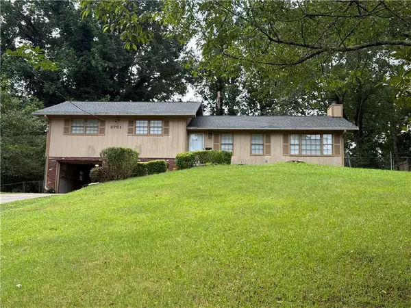 2751 Dunwood Lane, Acworth, GA 30102