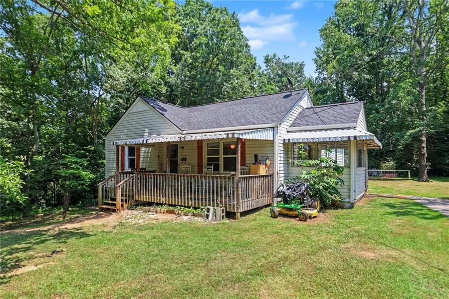 127 White Street, Tallapoosa, GA 30176 - #2