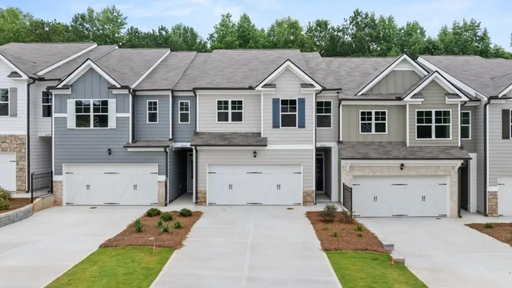 6657 Parsons Street, Flowery Branch, GA 30542 - #1