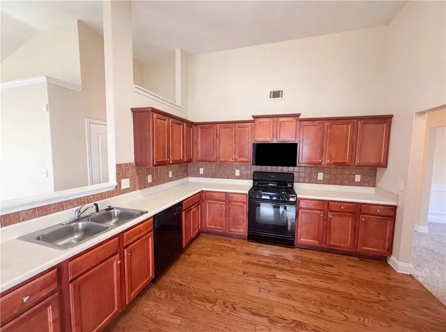 453 Castle Top Lane, Lawrenceville, GA 30045 - #2