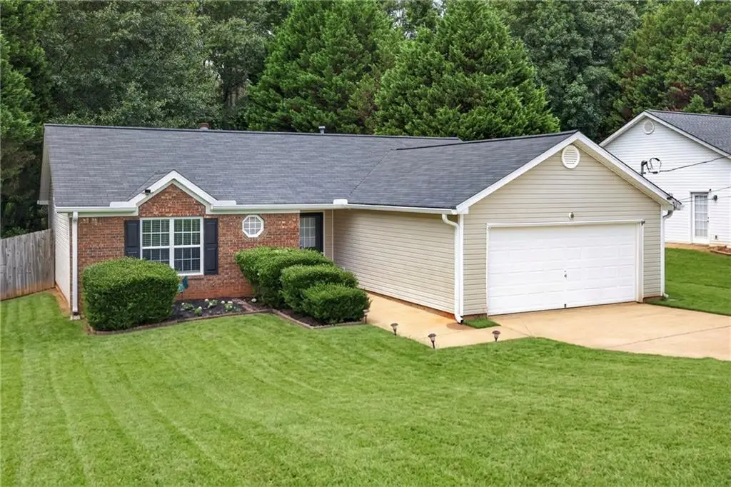59 Canterbury Drive, Grantville, GA 30220 - #1