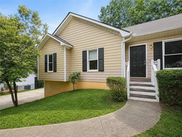 182 Shallow Ridge Lane Ne, Kennesaw, GA 30144