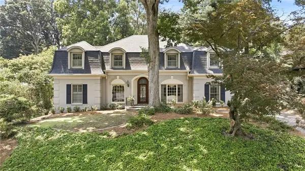 885 Glenwood Drive, Gainesville, GA 30501