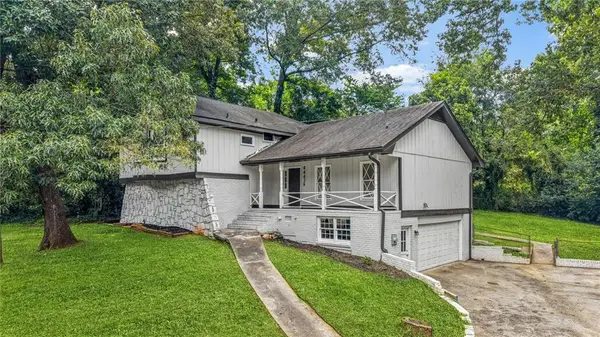 4447 Lake Breeze Drive, Stone Mountain, GA 30083