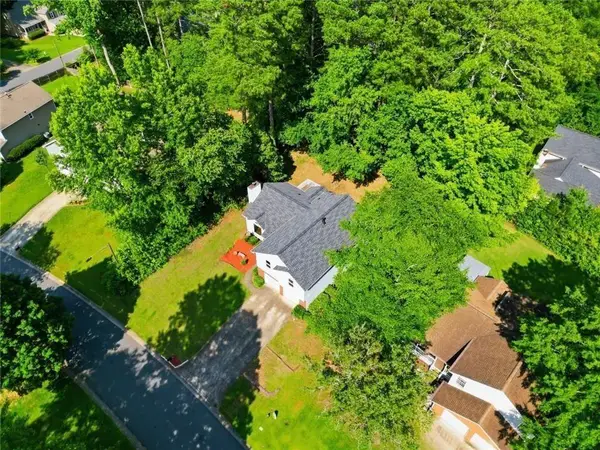 3513 Robin Lane, Acworth, GA 30101