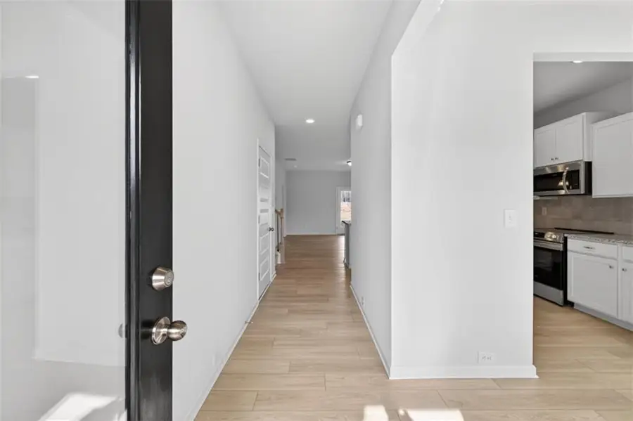 315 Bud Street, Hoschton, GA 30548 - #2