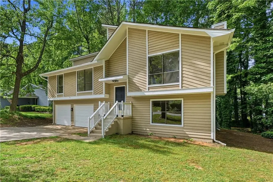 996 Park Forest Trail Nw, Lilburn, GA 30047 - #2