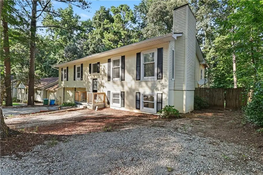 3909 Valley Brook Road, Snellville, GA 30039 - #2