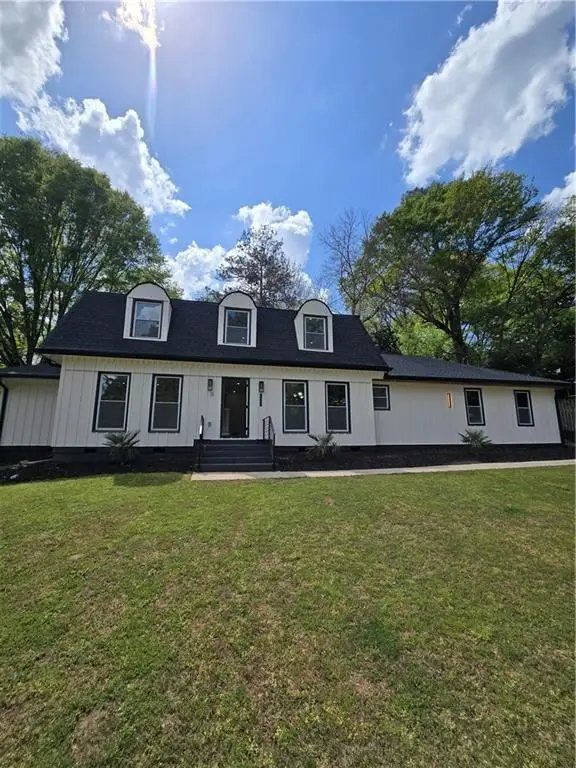3832 Finger Creek Sw, Lilburn, GA 30047