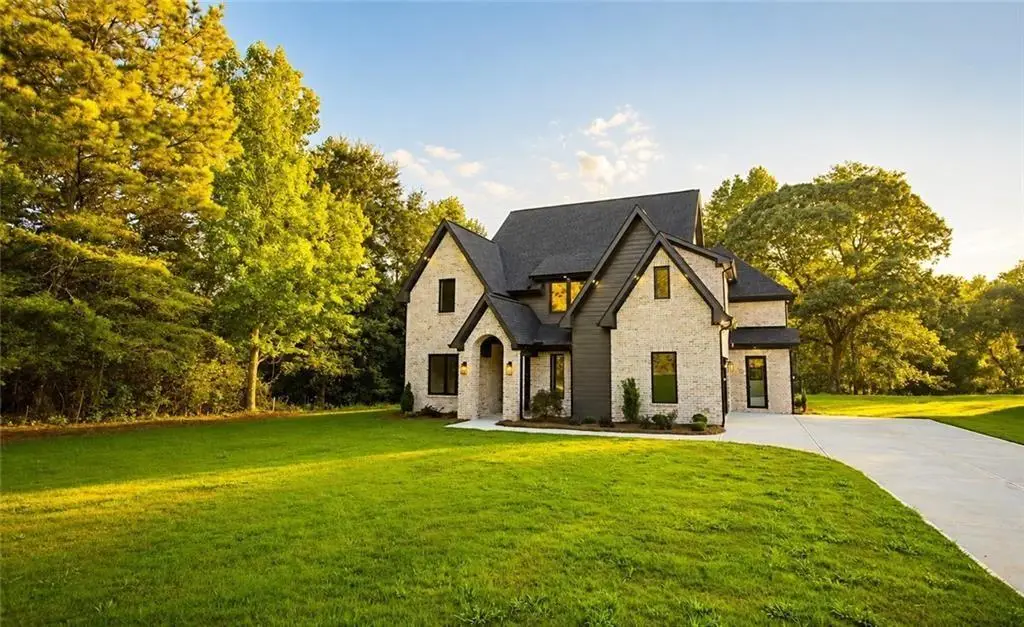 6220 Blackjack Road, Flowery Branch, GA 30542 - #1