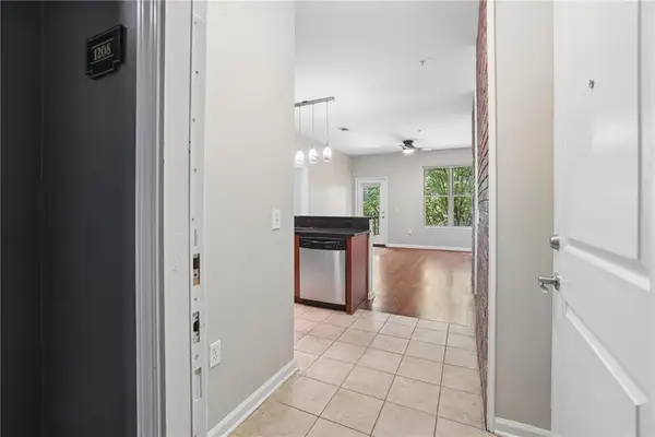 870 Mayson Turner Road Nw #1208, Atlanta, GA 30314