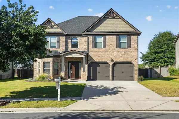 3559 Lake End Drive, Loganville, GA 30052