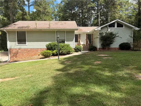 430 Banks Road, Fayetteville, GA 30214
