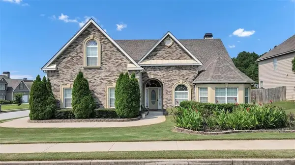 920 Southfork Drive, Loganville, GA 30052
