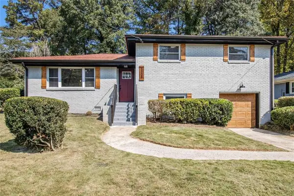 2508 Fontaine Circle, Decatur, GA 30032