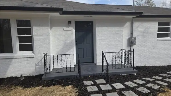 5432 Ash St, Forest Park, GA 30297