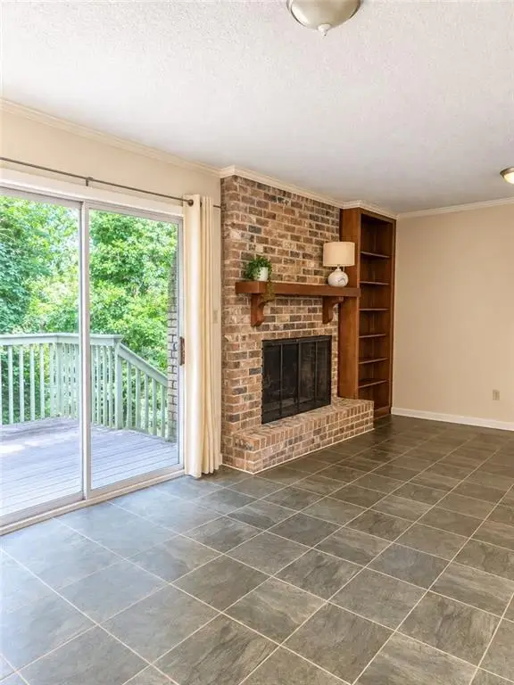 897 Hearthstone Drive, Stone Mountain, GA 30083 - #3