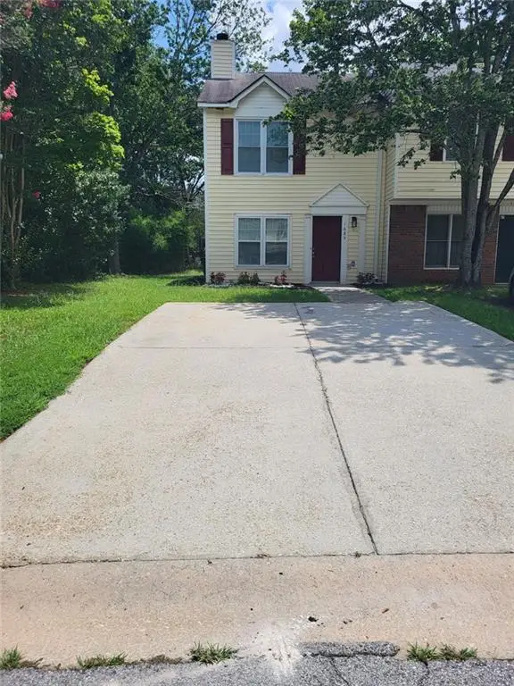 1685 Hunting Creek Drive, Conyers, GA 30013