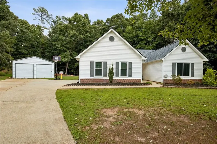 6253 Glen Port Circle, Flowery Branch, GA 30542 - #2