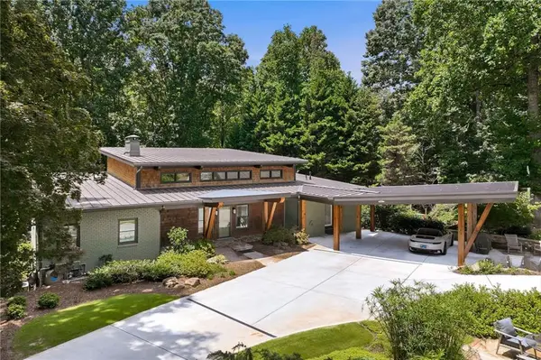 5973 Nachoochee Trail, Flowery Branch, GA 30542