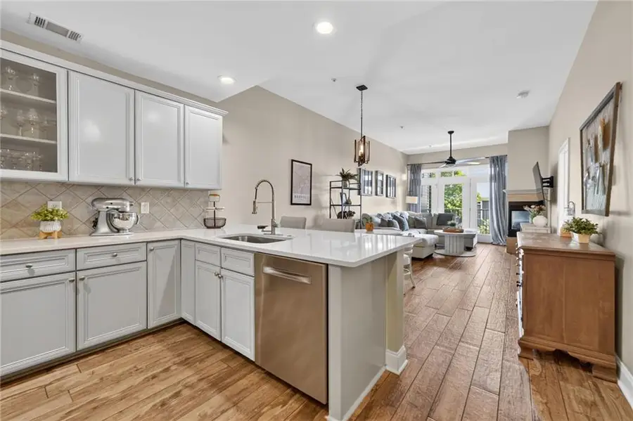 210 Creek View Lane #201, Roswell, GA 30075 - #2