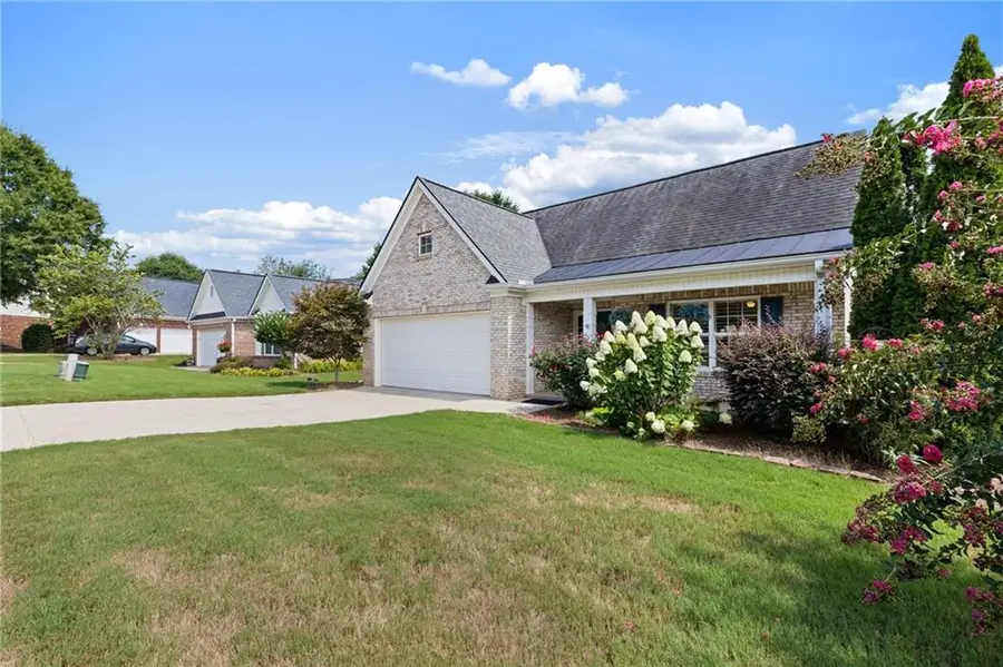 112 Clubhouse Drive, Jefferson, GA 30549 - #2