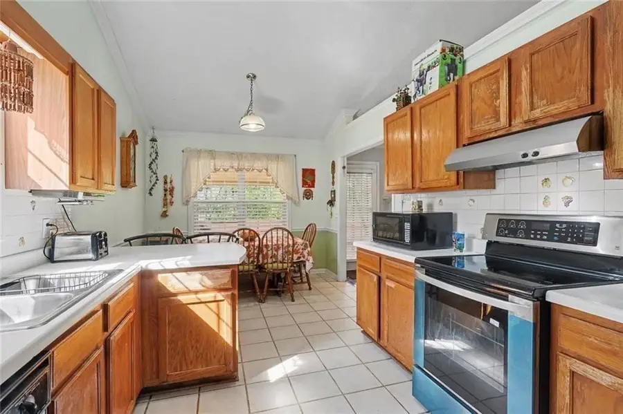 458 Padens Valley Court, Lawrenceville, GA 30044 - #2