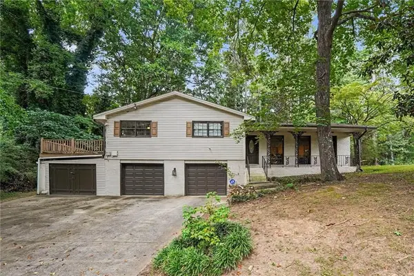2807 Whisper Way, Douglasville, GA 30135